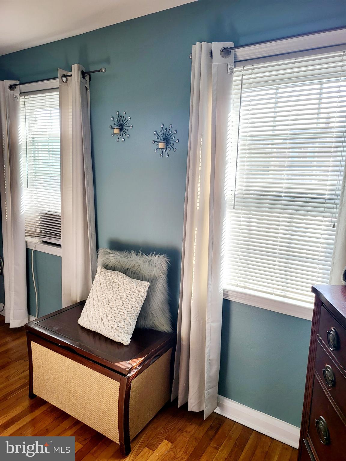 EASTWOOD - Residential