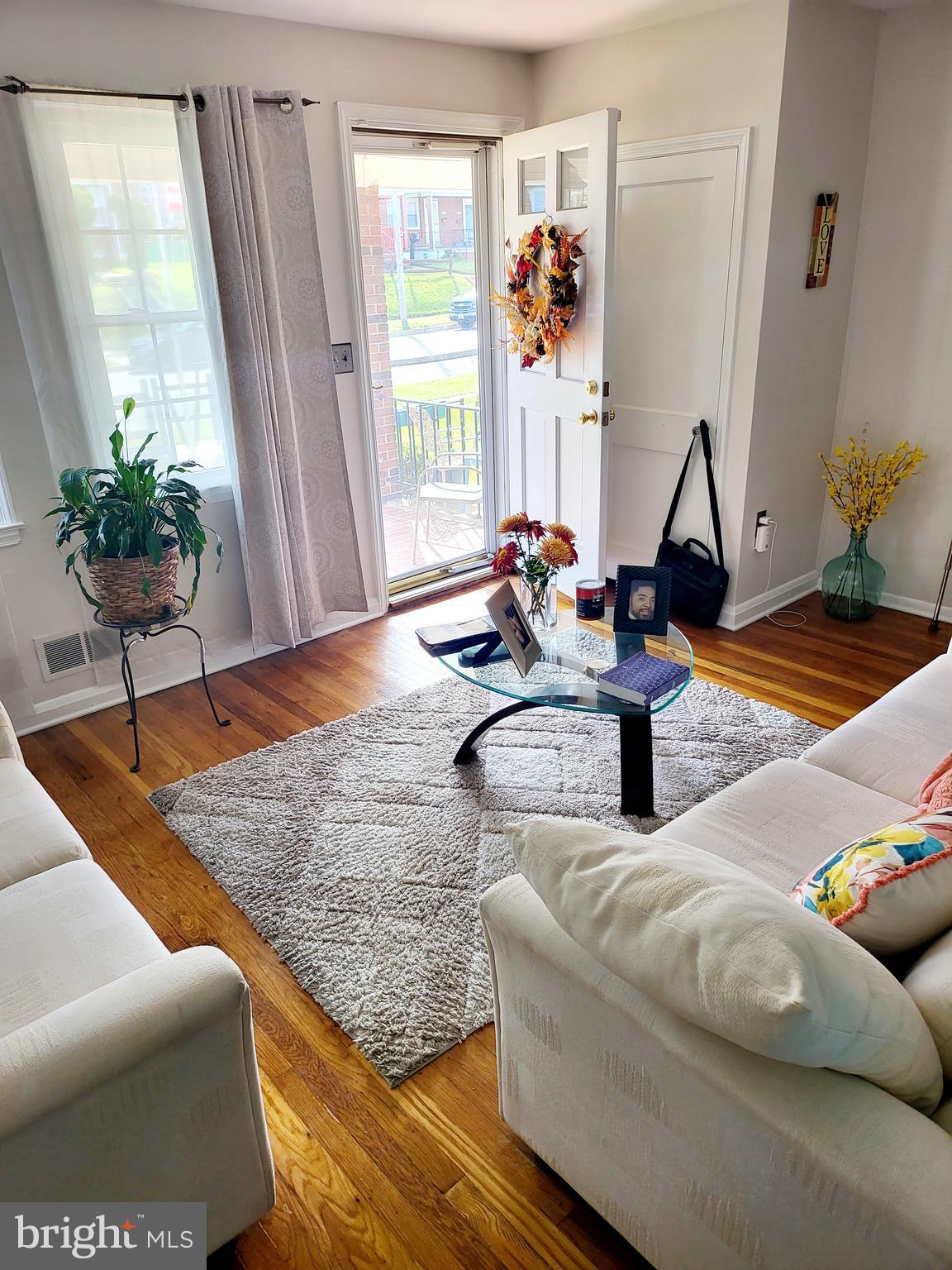 EASTWOOD - Residential