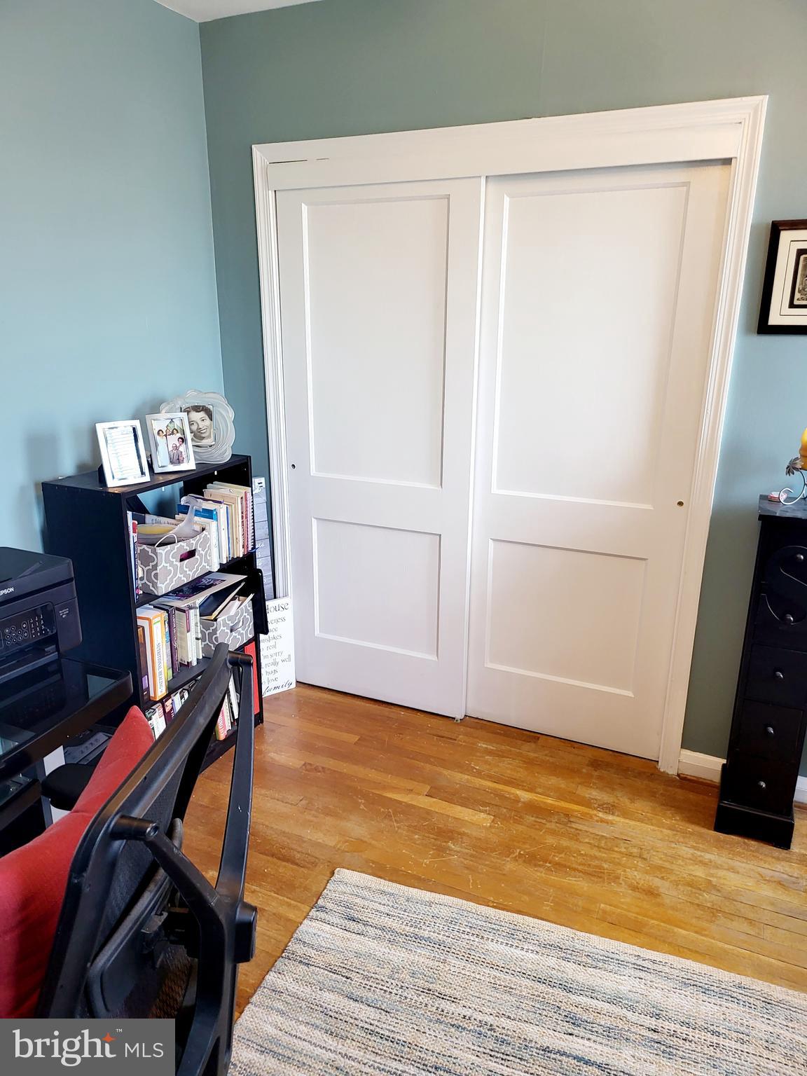 EASTWOOD - Residential