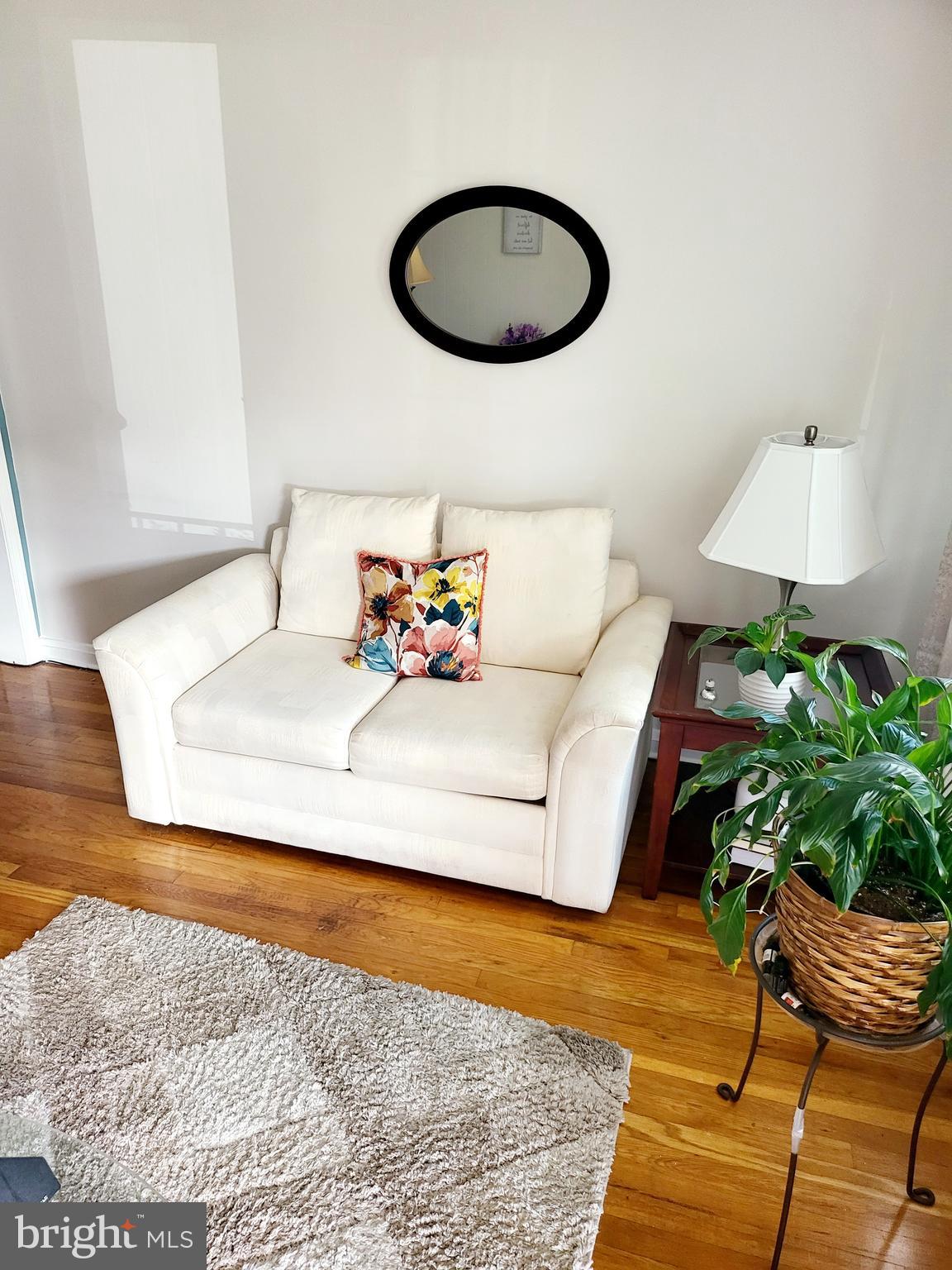 EASTWOOD - Residential