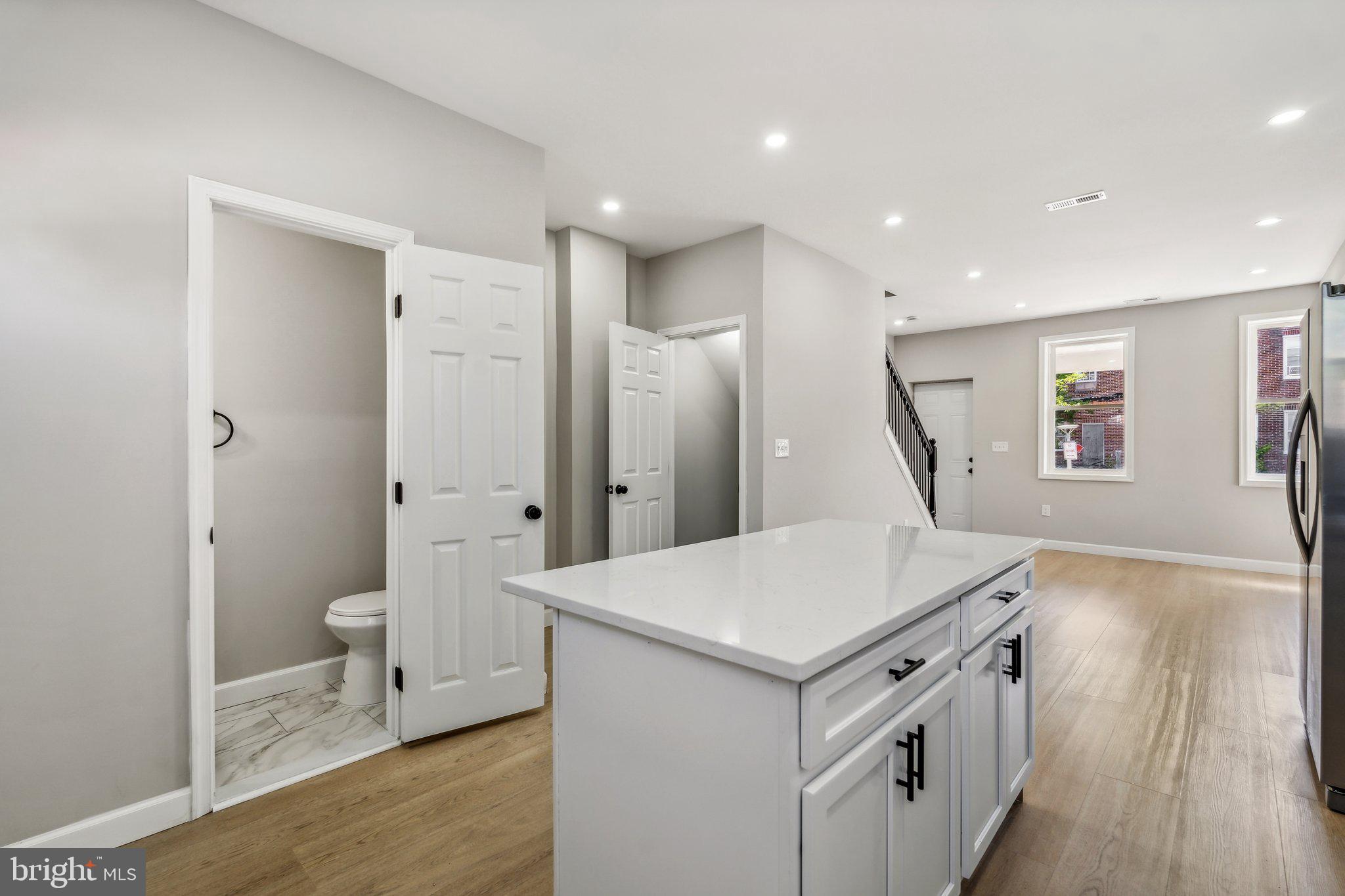 CENTRAL PARK HEIGHTS - Residential Lease
