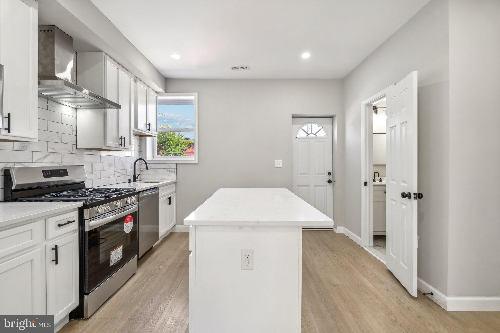 CENTRAL PARK HEIGHTS - Residential Lease
