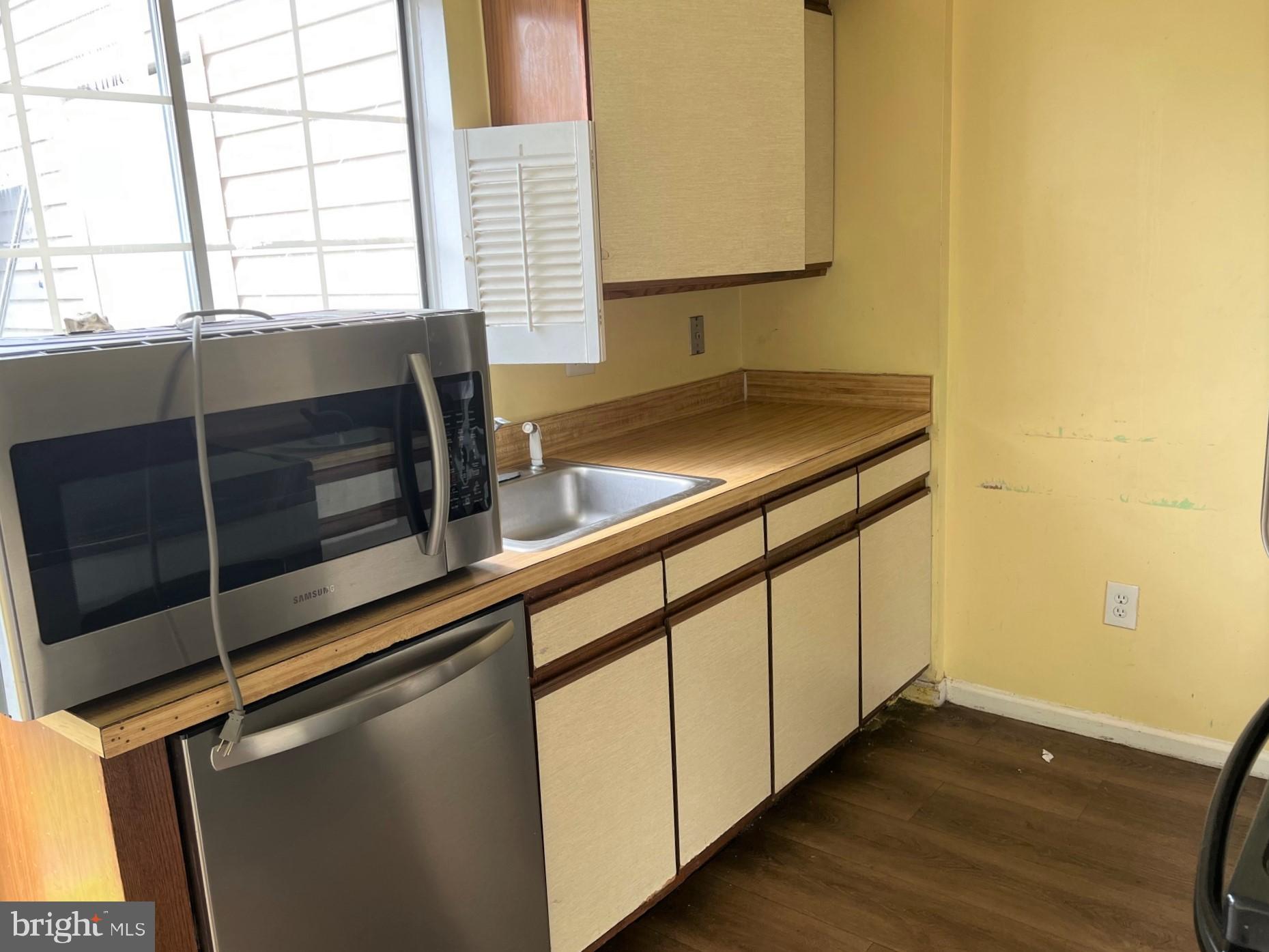 PROVIDENCE VILLAGE - Residential