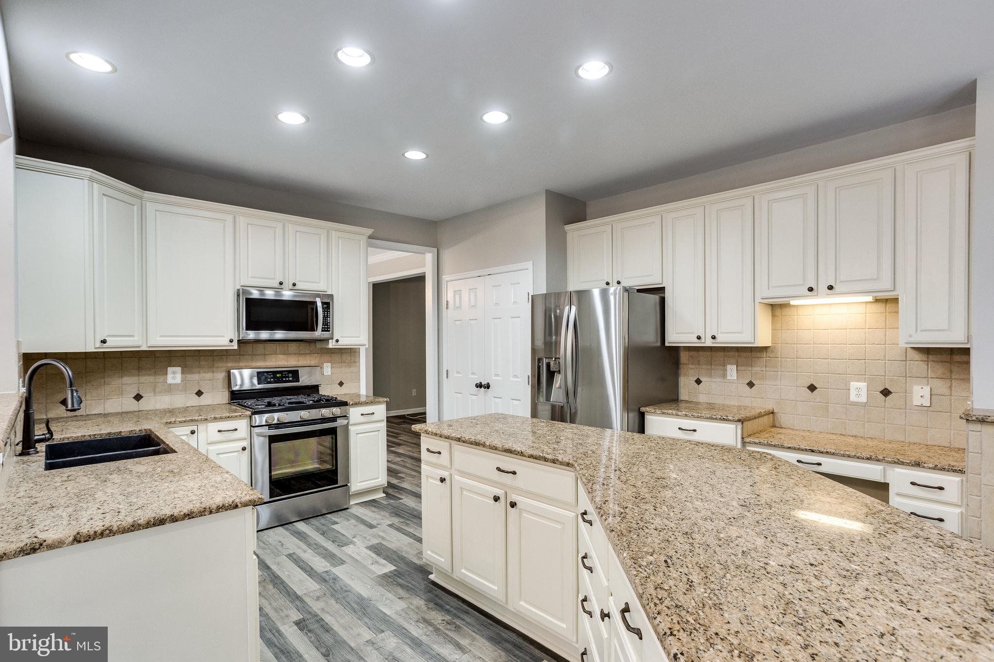 BEAU RIDGE - Residential