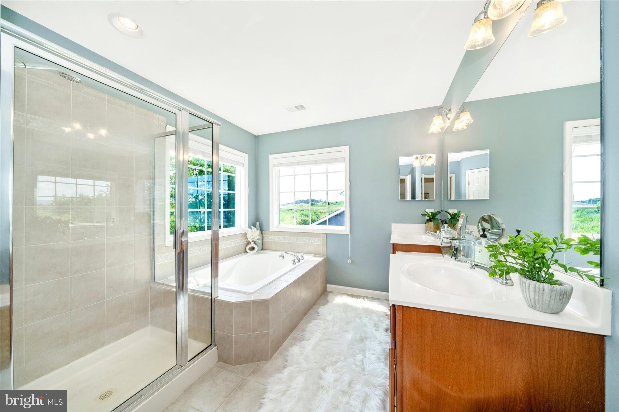 HUNTFIELD - Residential