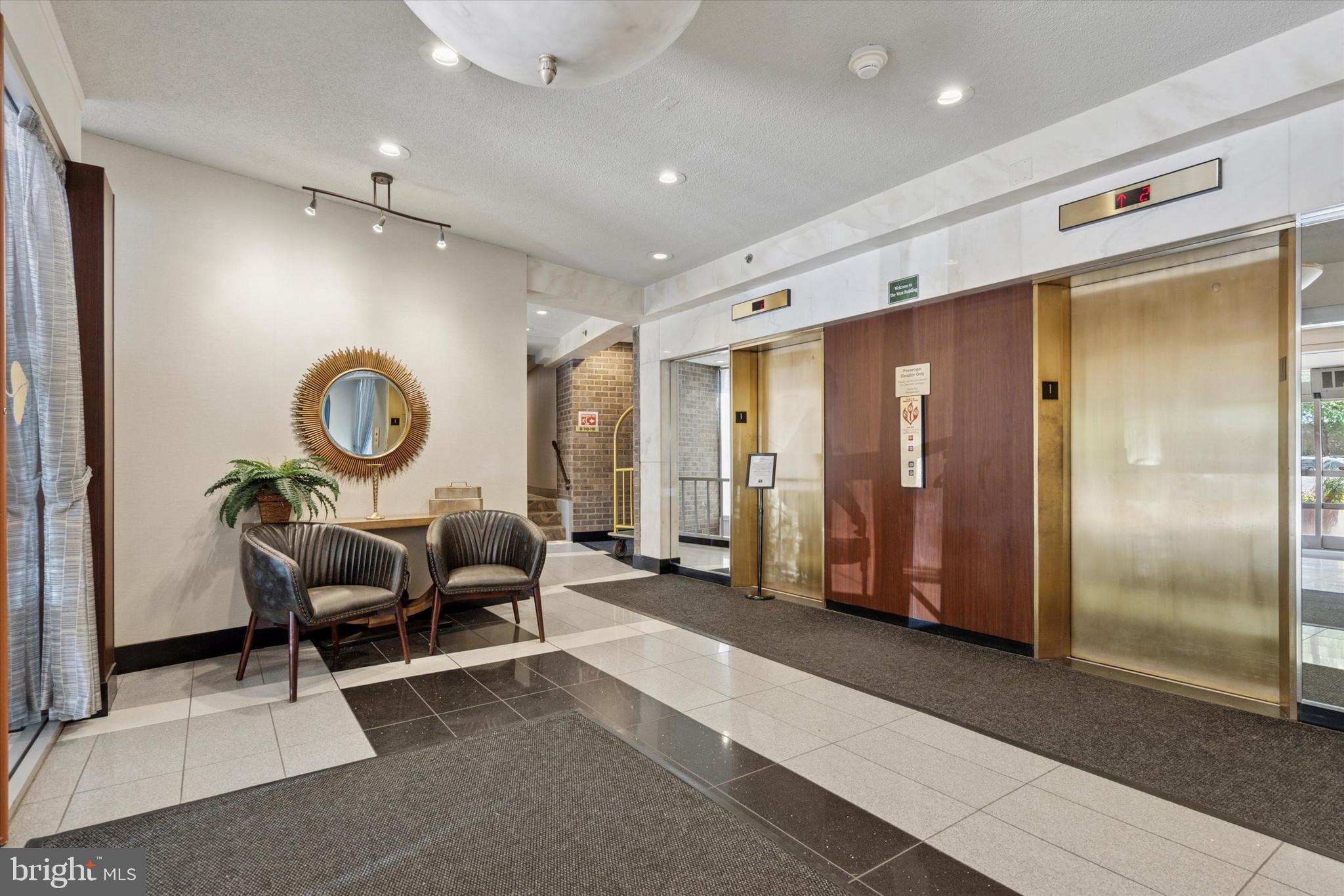 WYNNEWOOD - Residential