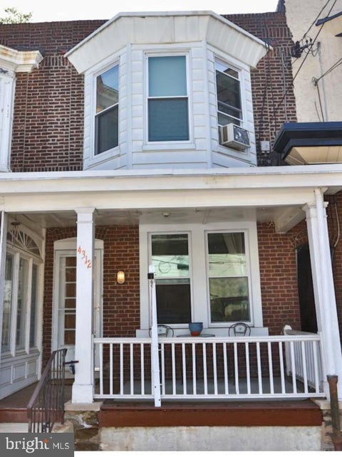 Townhouse For Rent - 4312 Dobson St<br/> PHILADELPHIA, PA 19129
