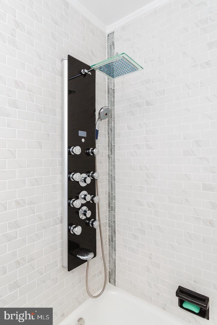 PATTERSON PARK - Residential Lease