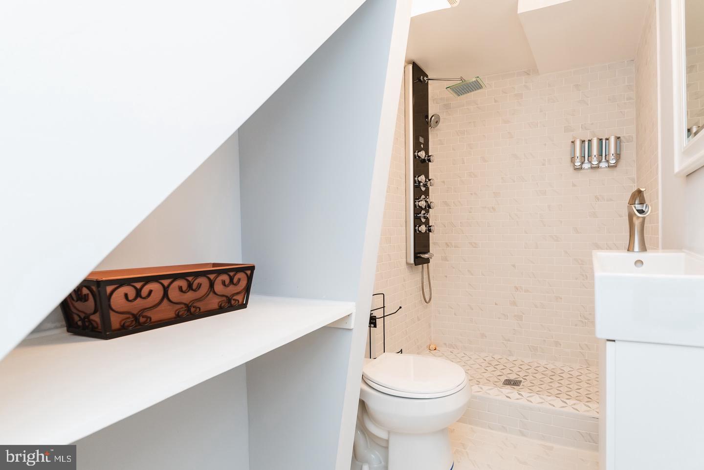 PATTERSON PARK - Residential Lease