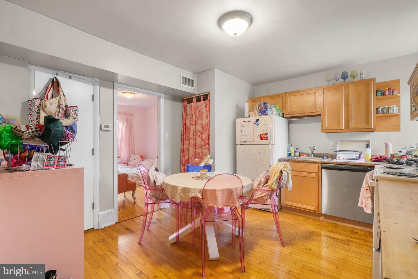 RITTENHOUSE SQUARE - Commercial Sale