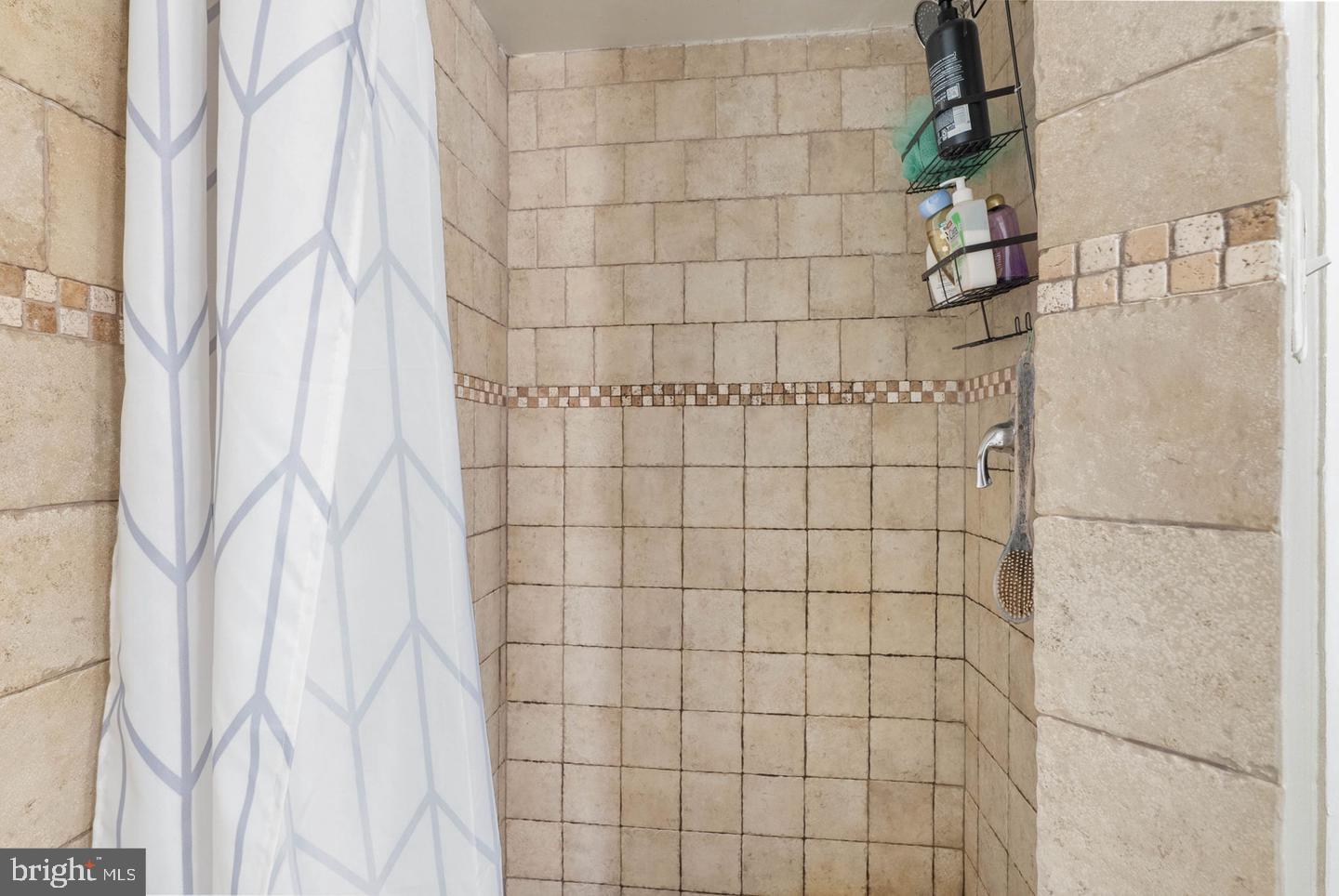 RITTENHOUSE SQUARE - Commercial Sale