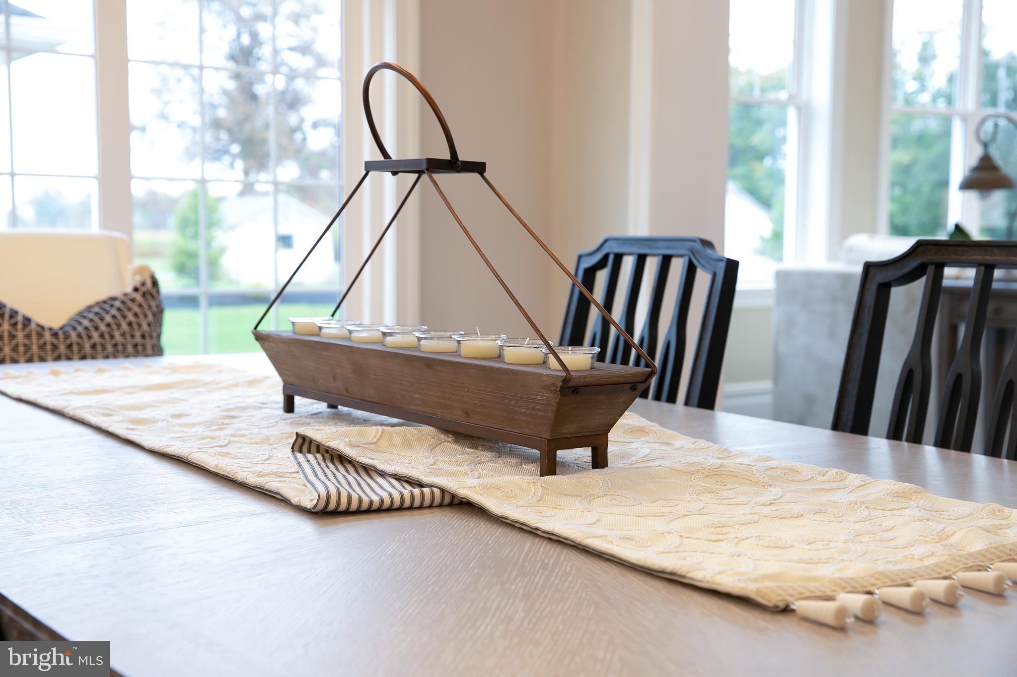 MAKEFIELD MEADOWS - Residential