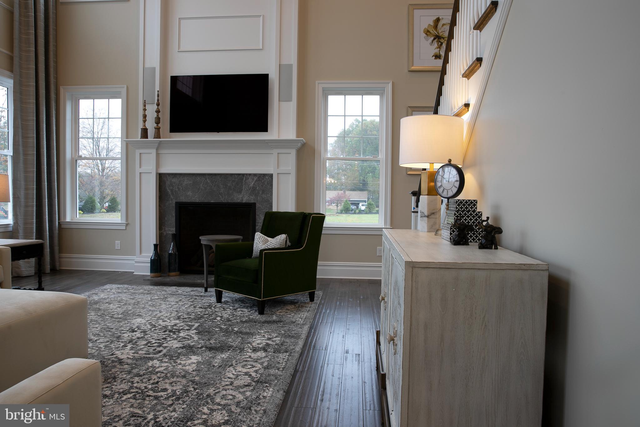 MAKEFIELD MEADOWS - Residential