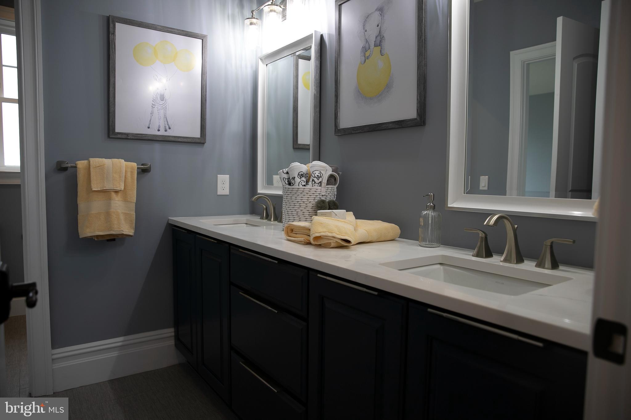 MAKEFIELD MEADOWS - Residential