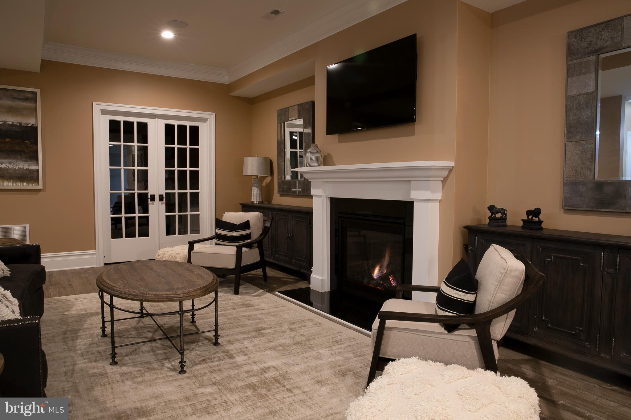 MAKEFIELD MEADOWS - Residential