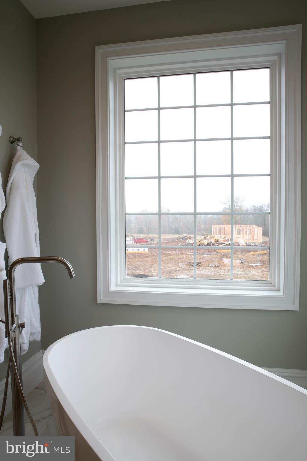 MAKEFIELD MEADOWS - Residential