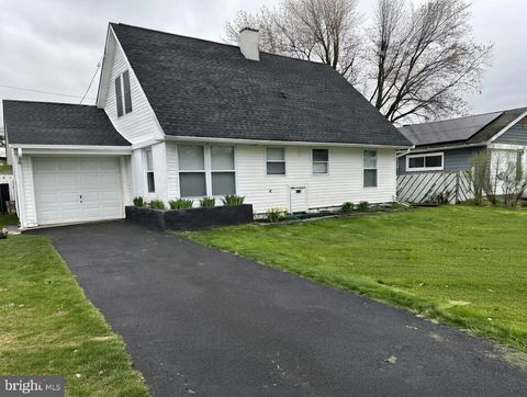 Homes For Sale - 30 Beechfern Lane<br/> WILLINGBORO, NJ 08046