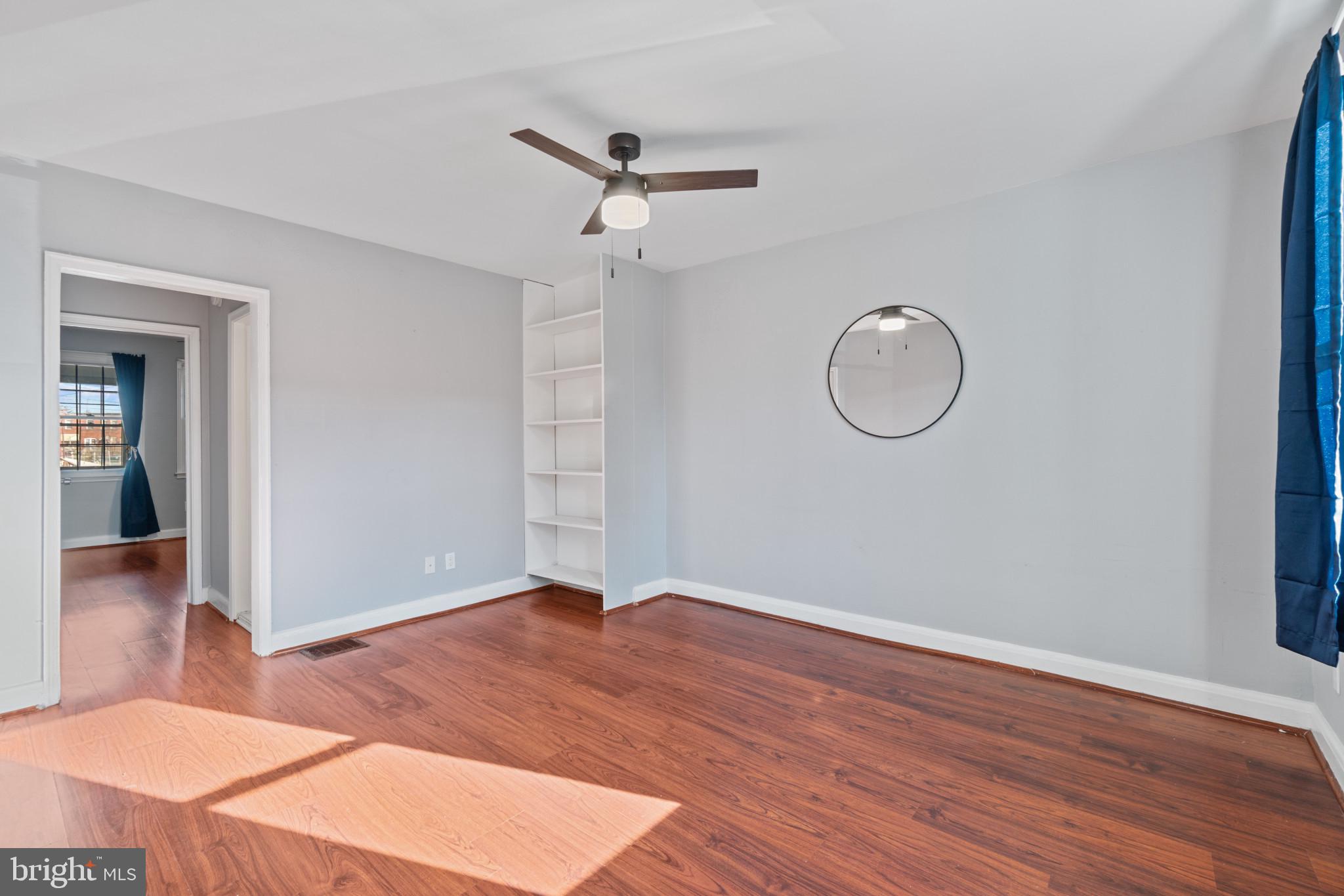 2905 YORKWAY