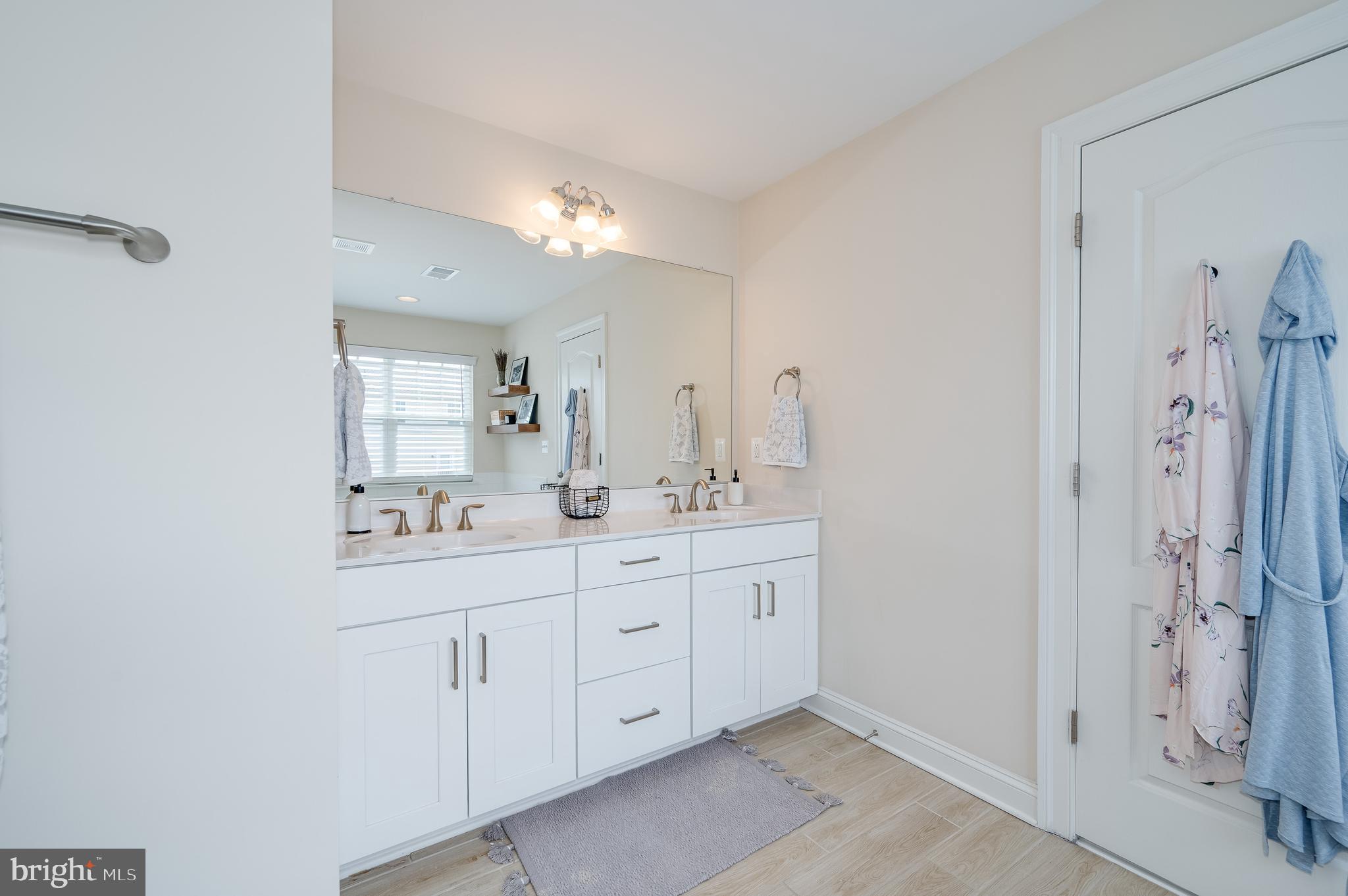 SNOWDEN BRIDGE - Residential