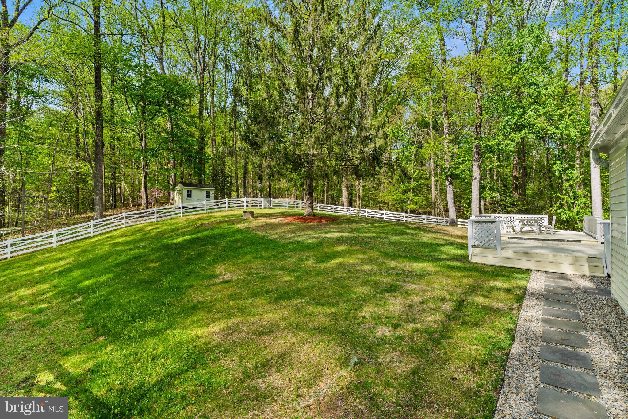 9201 POTOMAC WOODS LANE