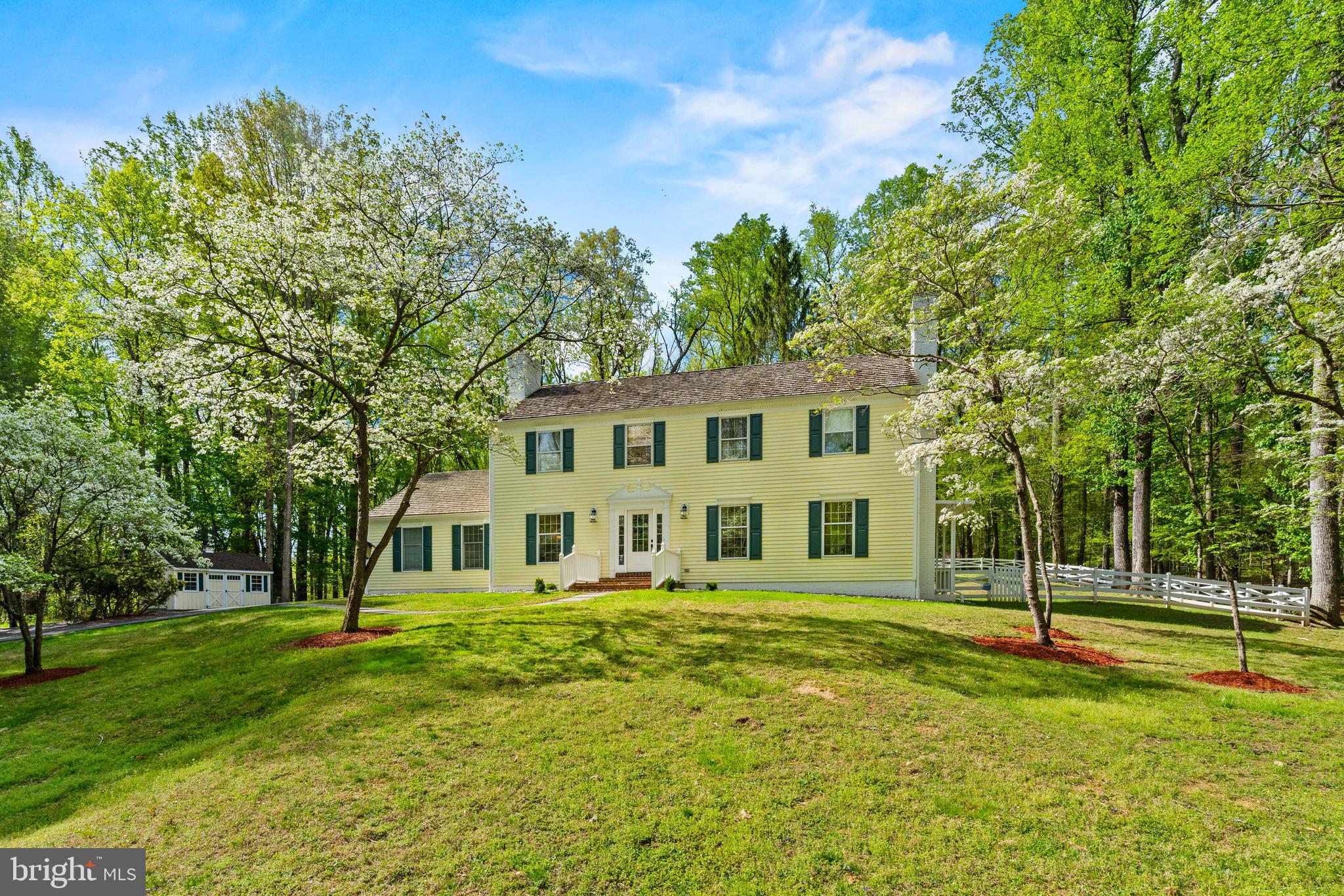 9201 POTOMAC WOODS LANE