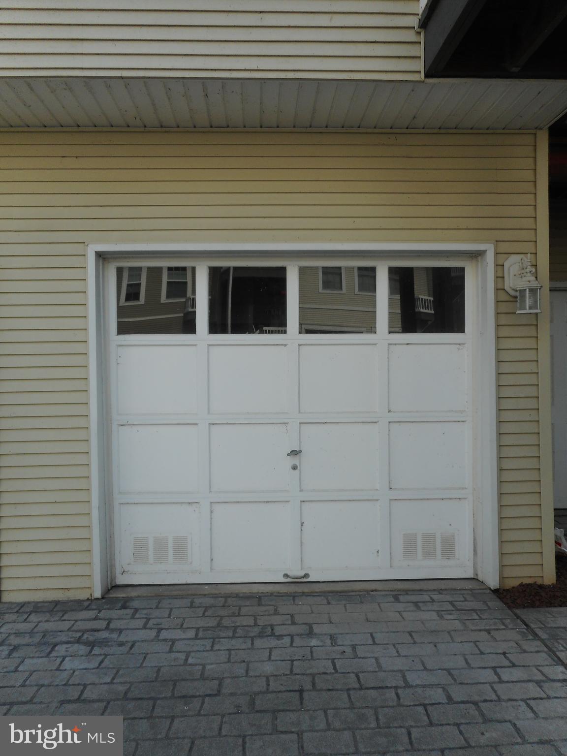 SENECA POINTE - Residential Lease