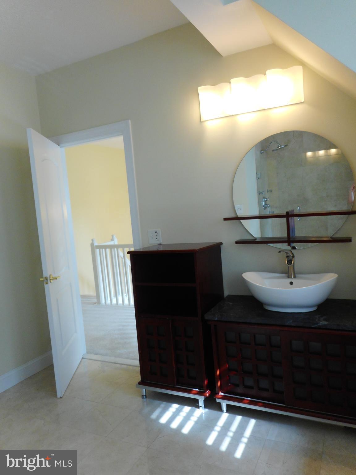 SENECA POINTE - Residential Lease