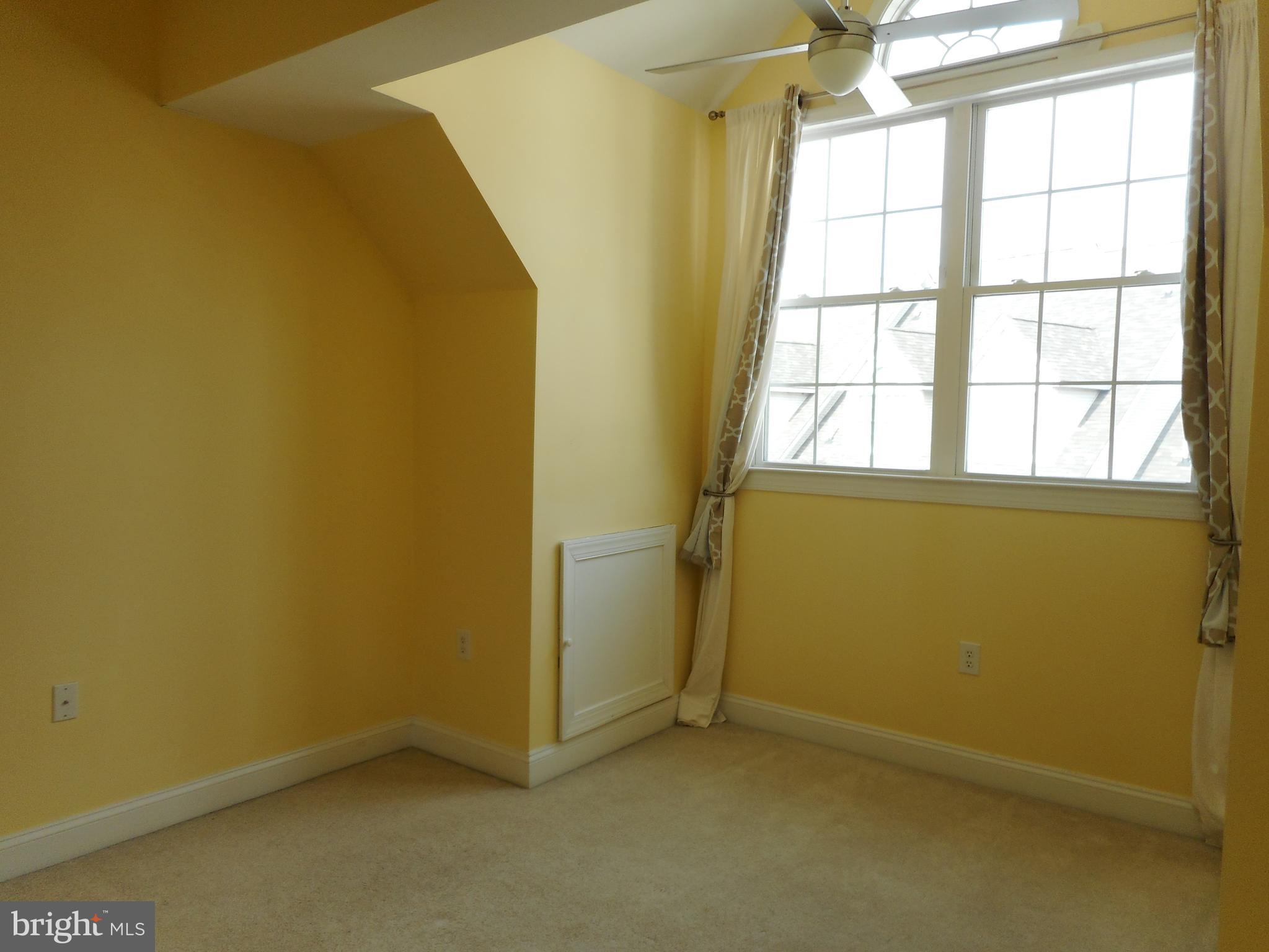 SENECA POINTE - Residential Lease