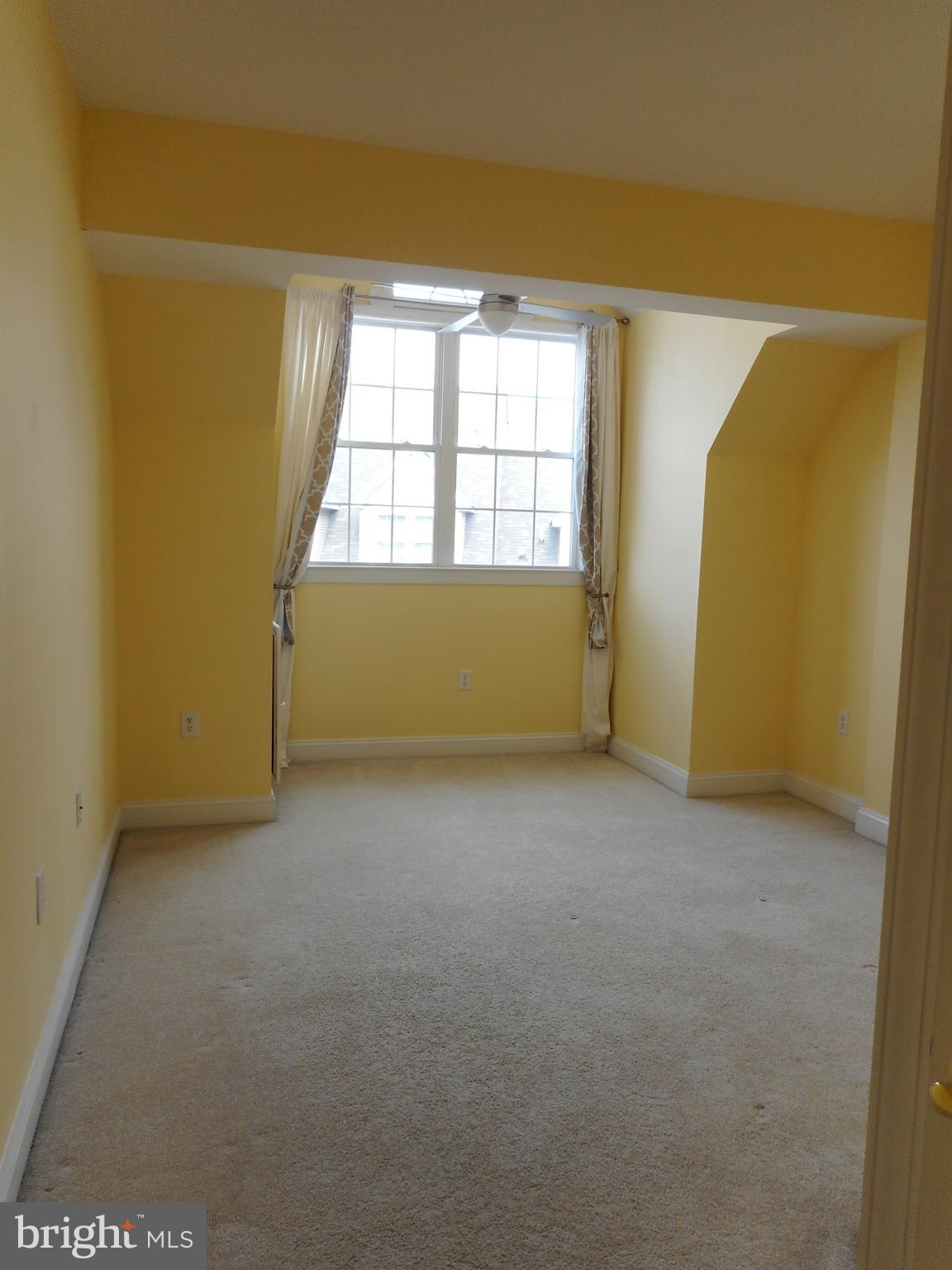 SENECA POINTE - Residential Lease