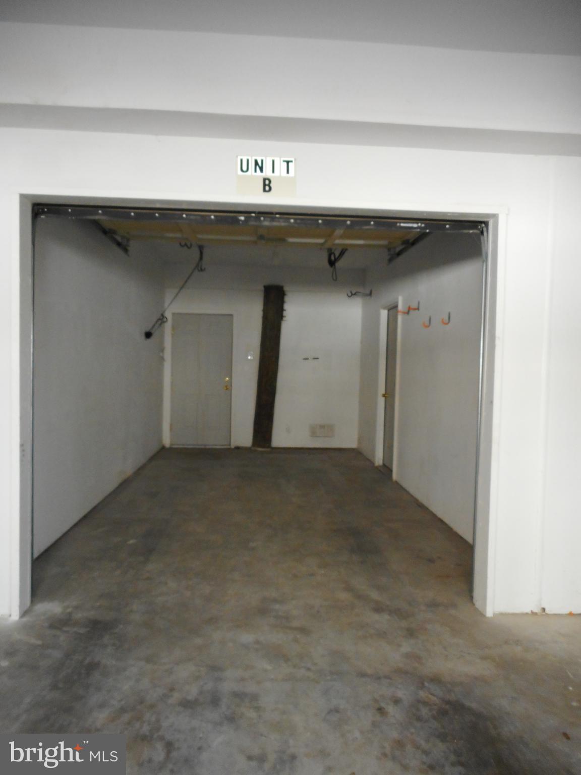 SENECA POINTE - Residential Lease