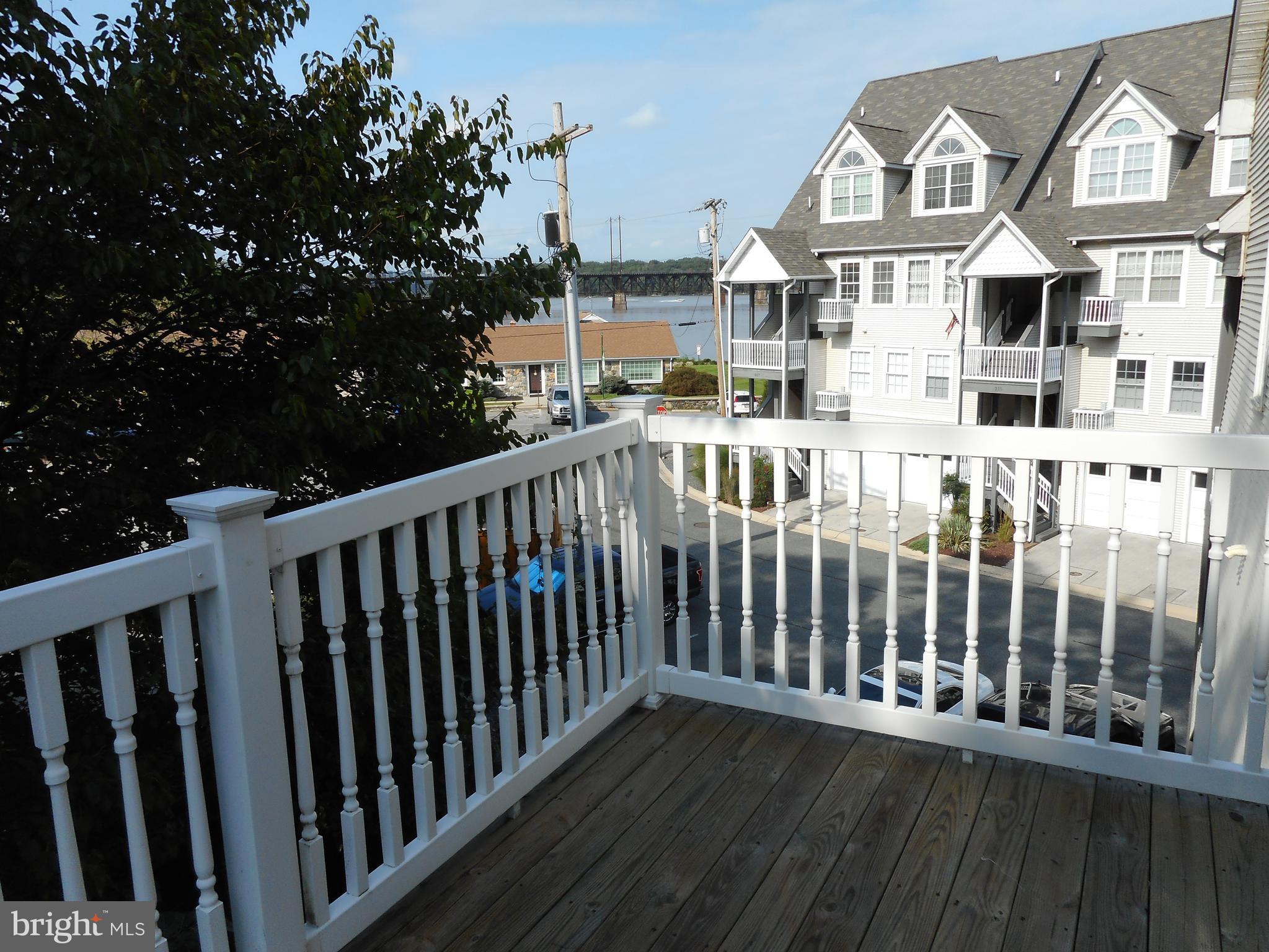 SENECA POINTE - Residential Lease