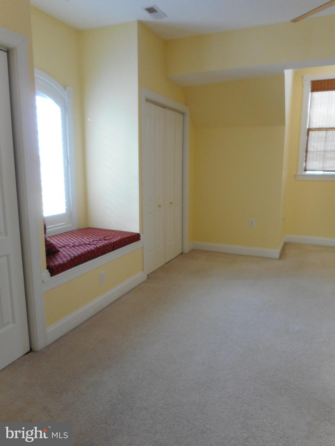 SENECA POINTE - Residential Lease