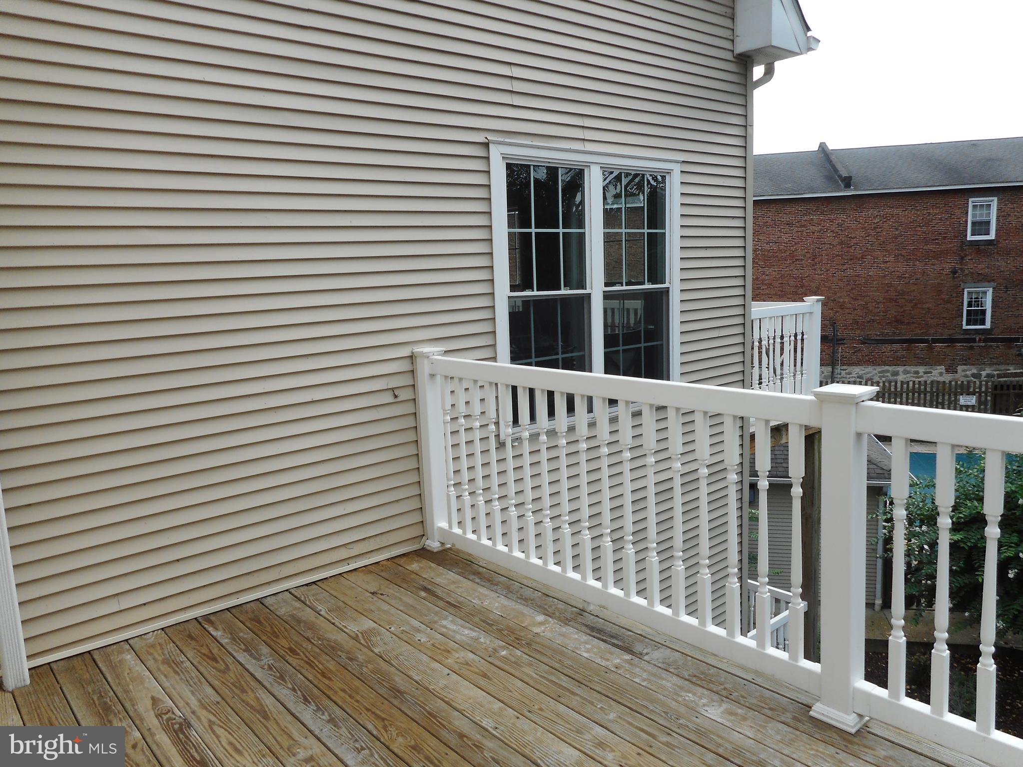 SENECA POINTE - Residential Lease