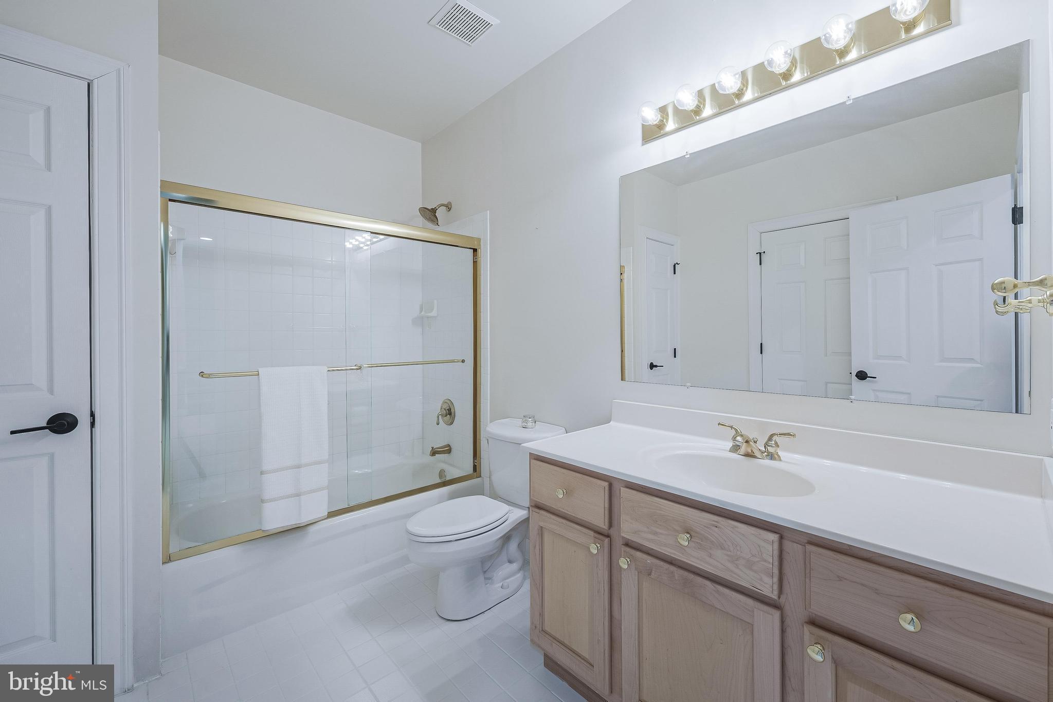 SMC MCLEAN - Residential