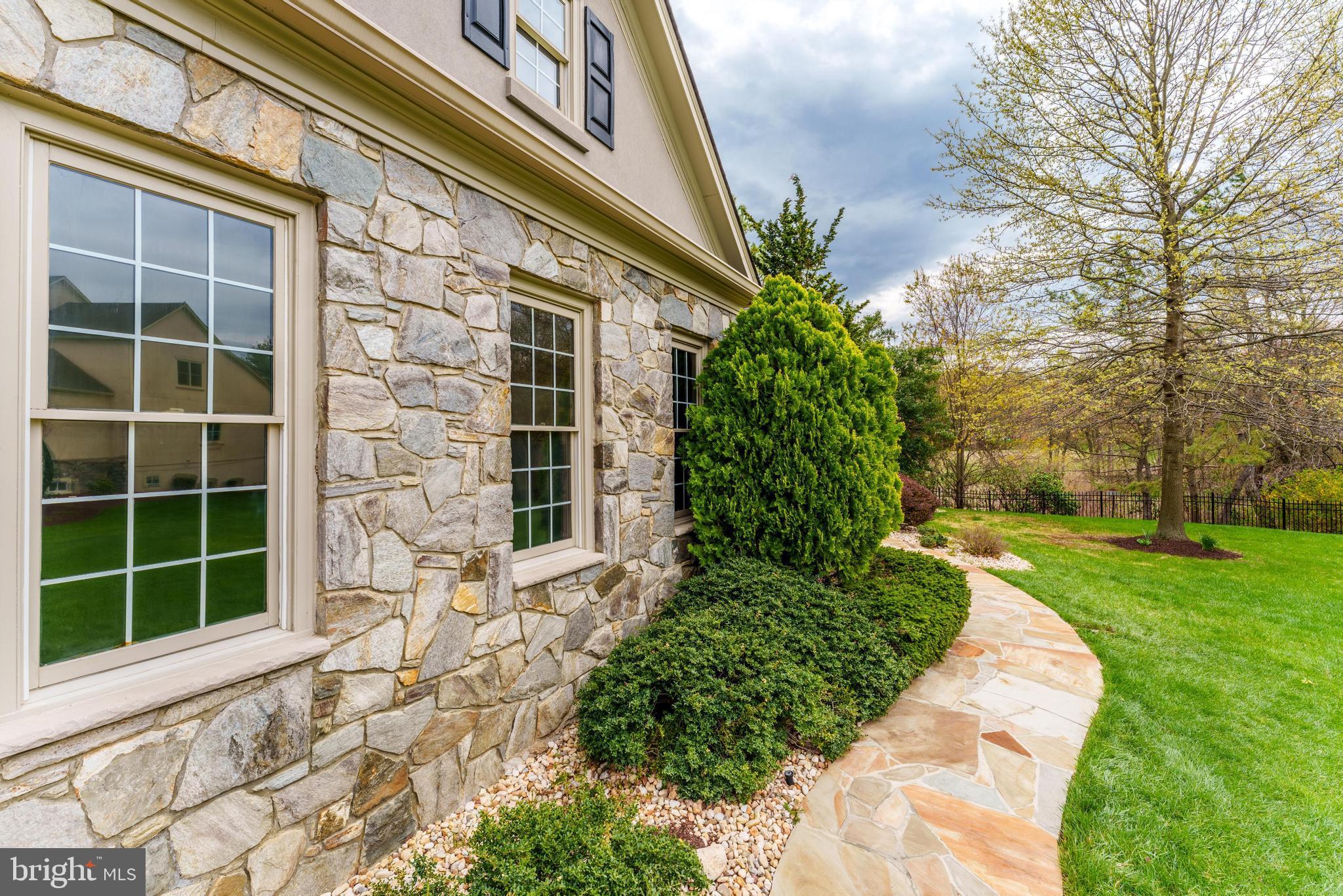 SMC MCLEAN - Residential