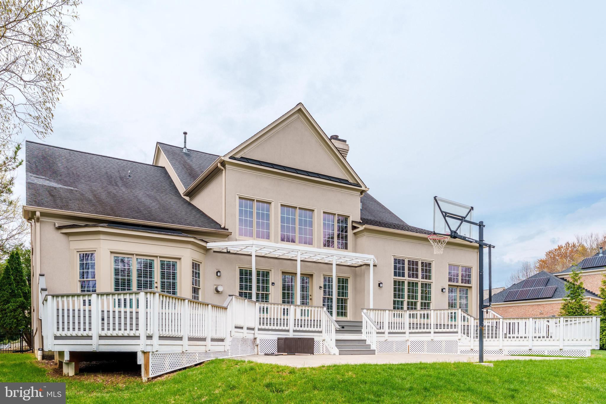 SMC MCLEAN - Residential