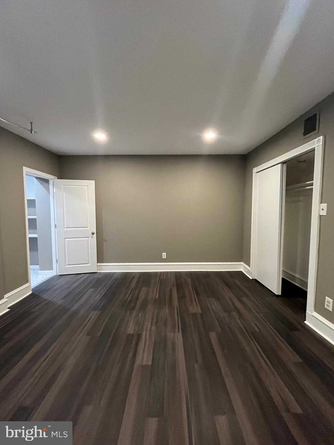 WASHINGTON SQ WEST - Residential Lease