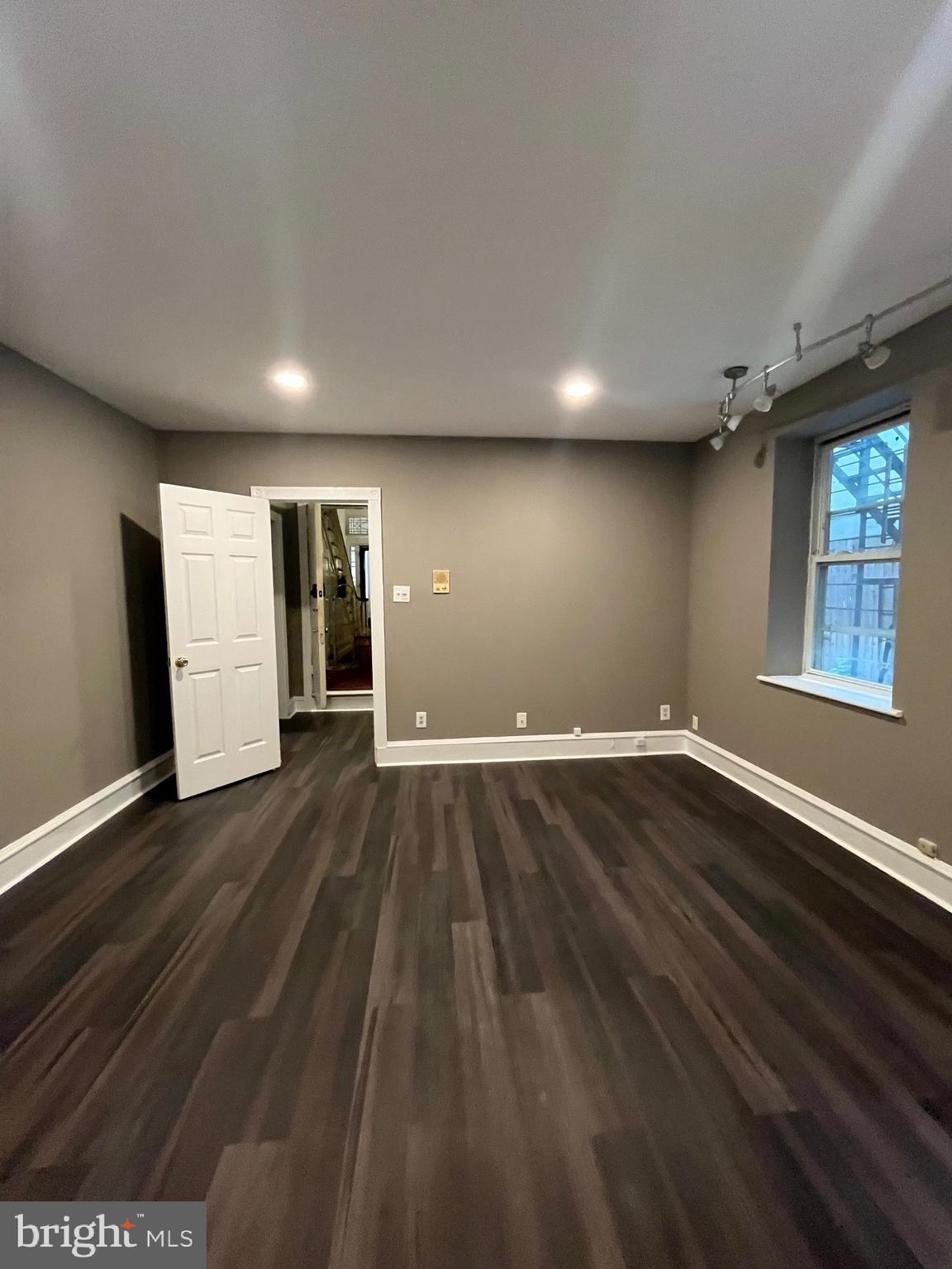 WASHINGTON SQ WEST - Residential Lease