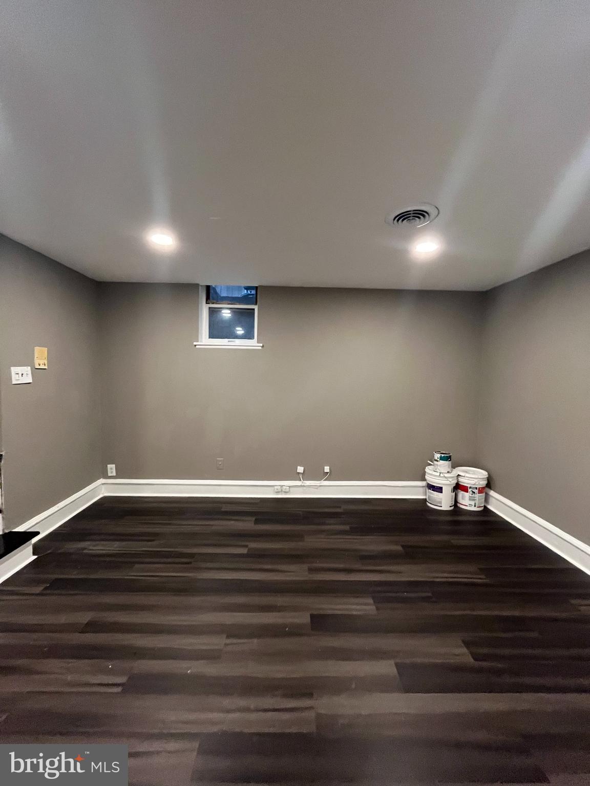 WASHINGTON SQ WEST - Residential Lease