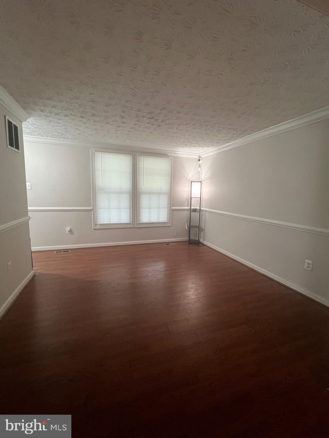 370 SHADY GLEN DRIVE