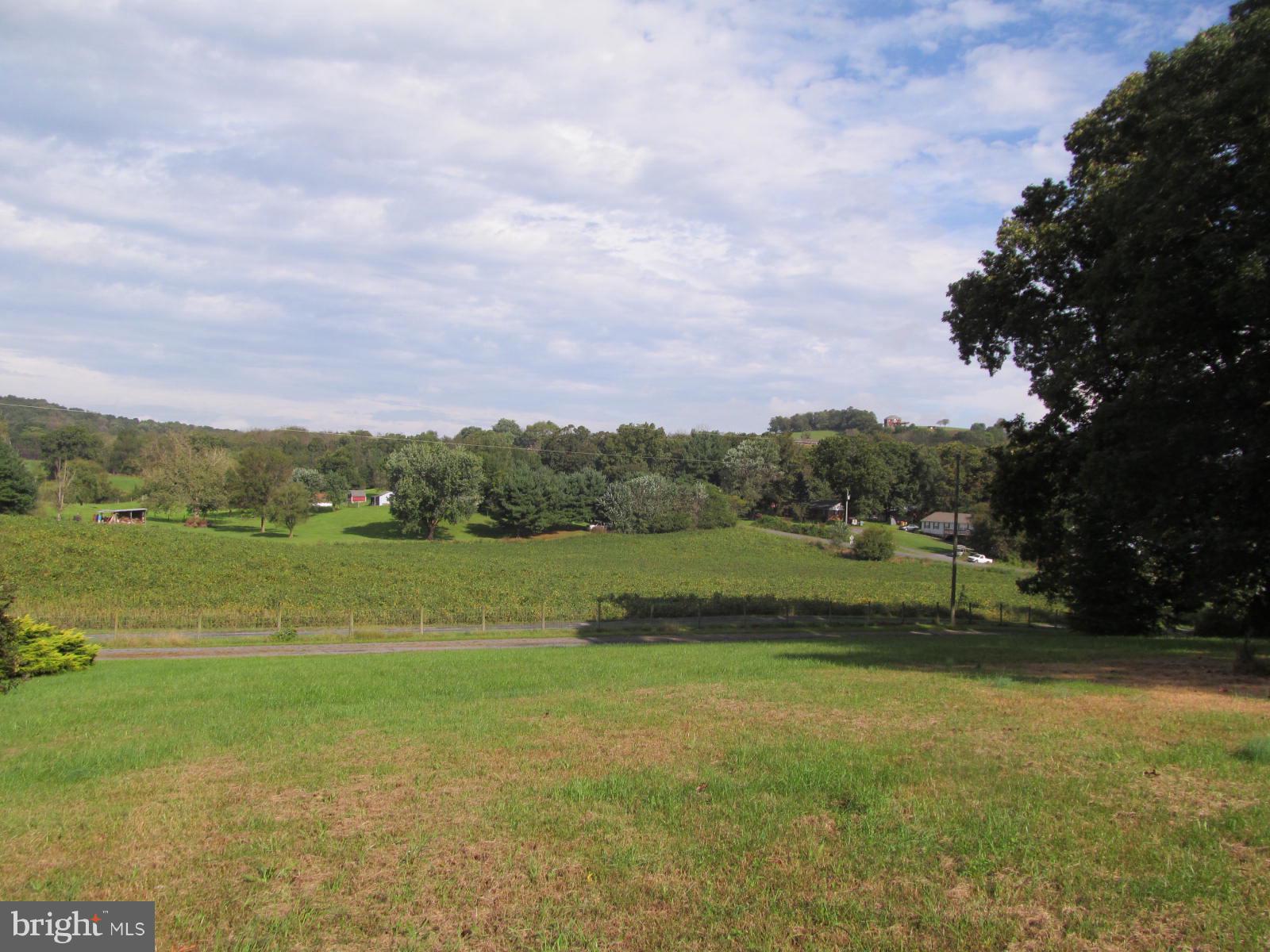 TUCKER - Residential