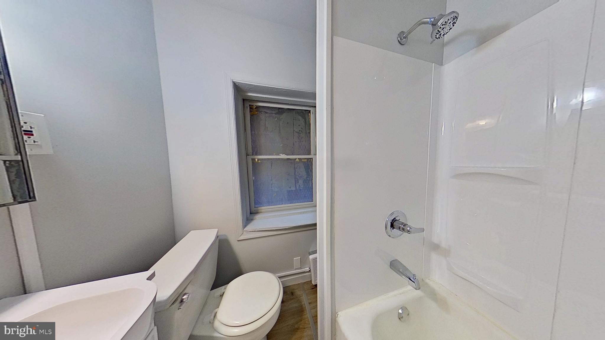 347 S GEORGE STREET 2F