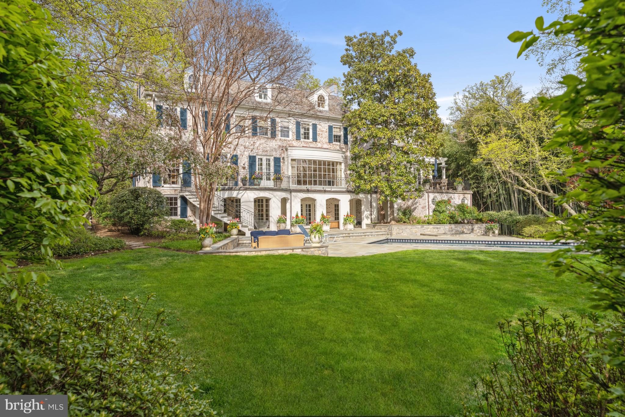 MASSACHUSETTS AVENUE HEIGHTS - Residential