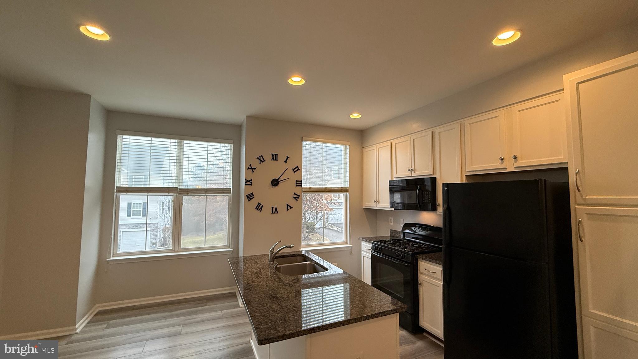 2901 CHINKAPIN OAK LANE