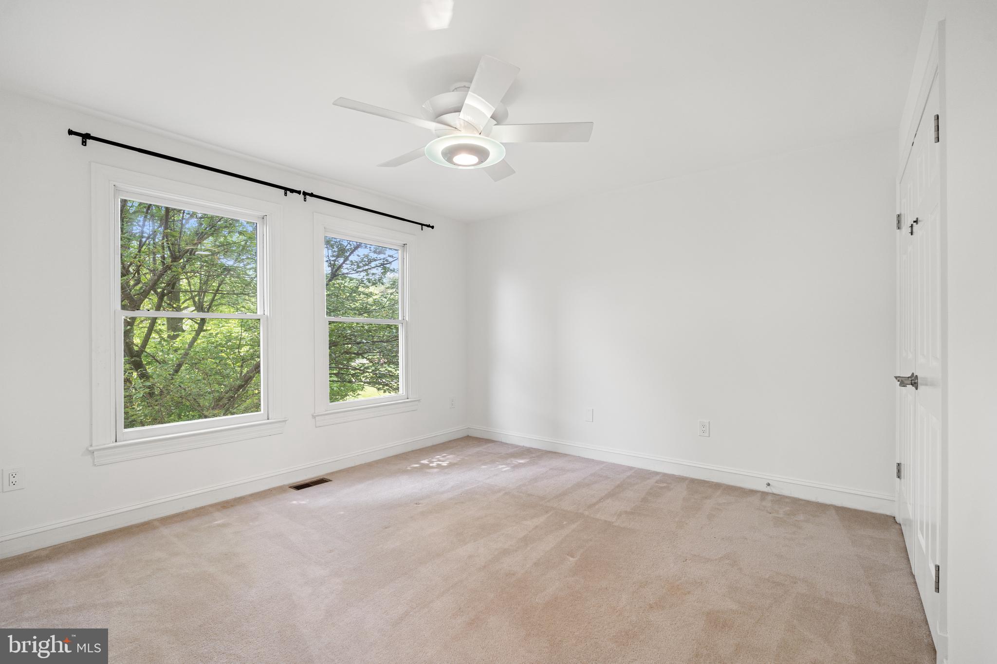 HUNTERS PLACE - Residential