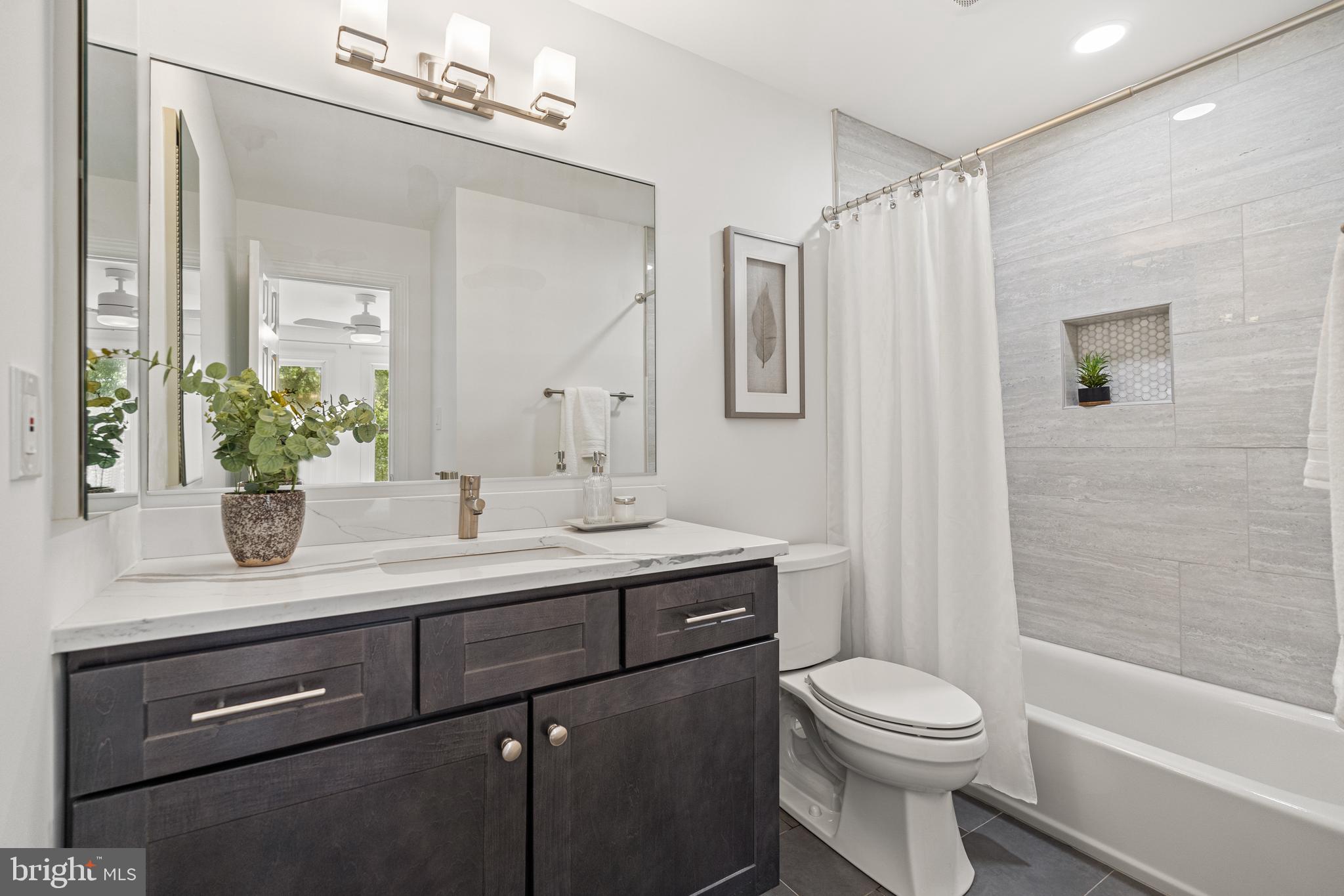 HUNTERS PLACE - Residential