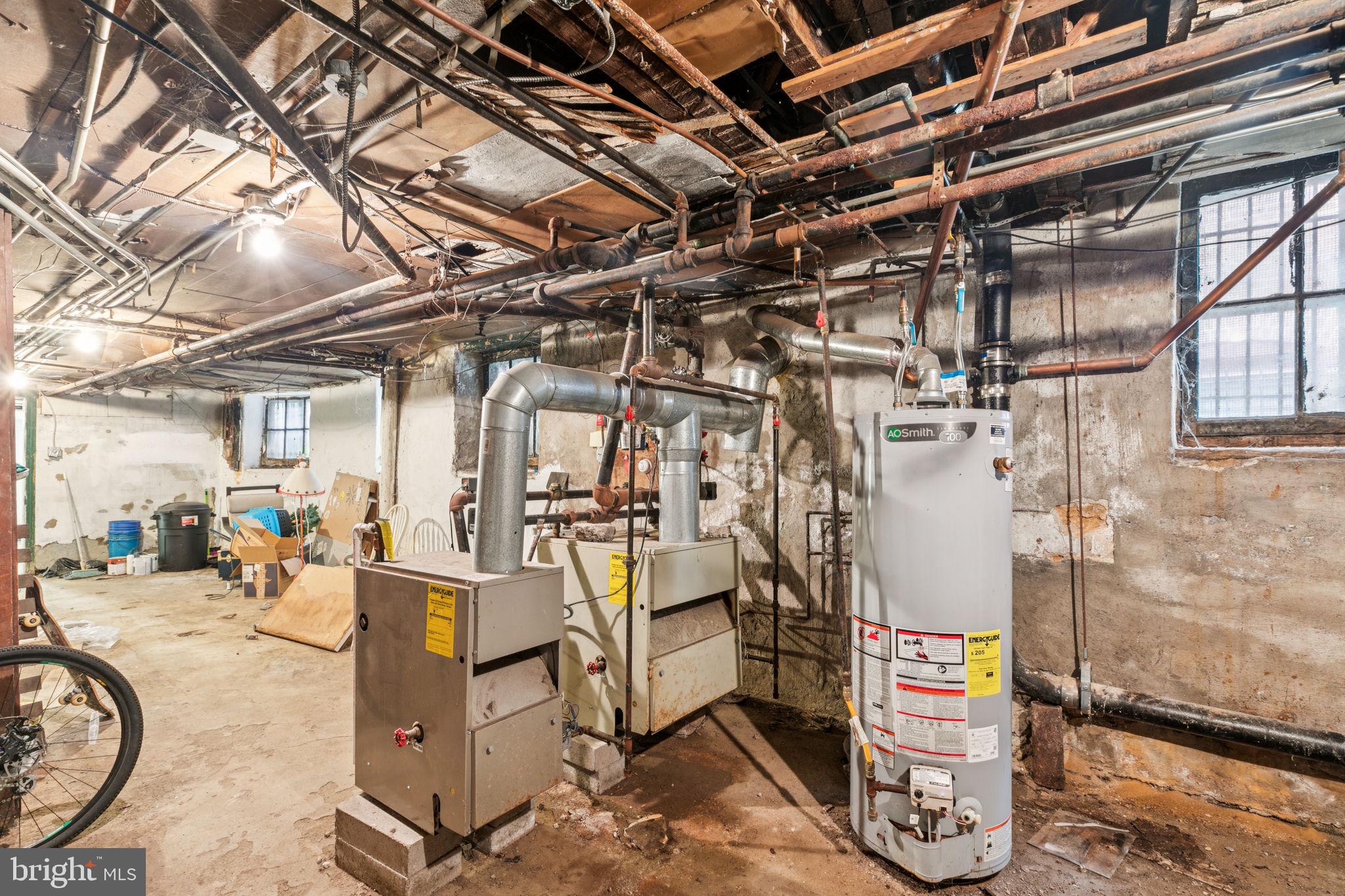 SPRUCE HILL - Commercial Sale