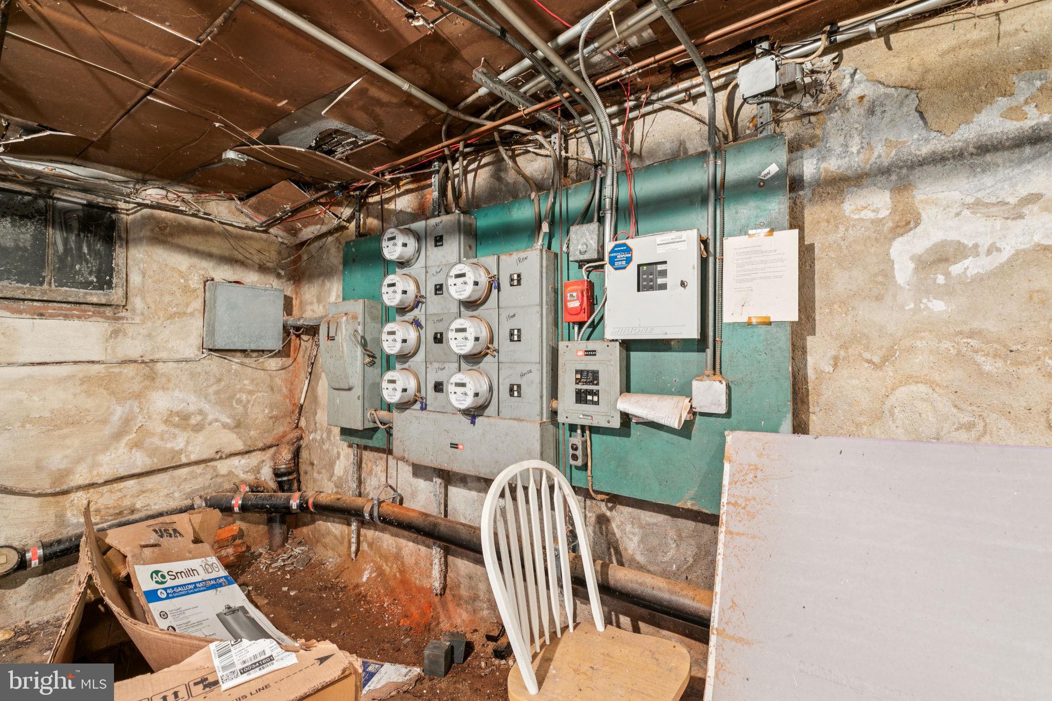 SPRUCE HILL - Commercial Sale