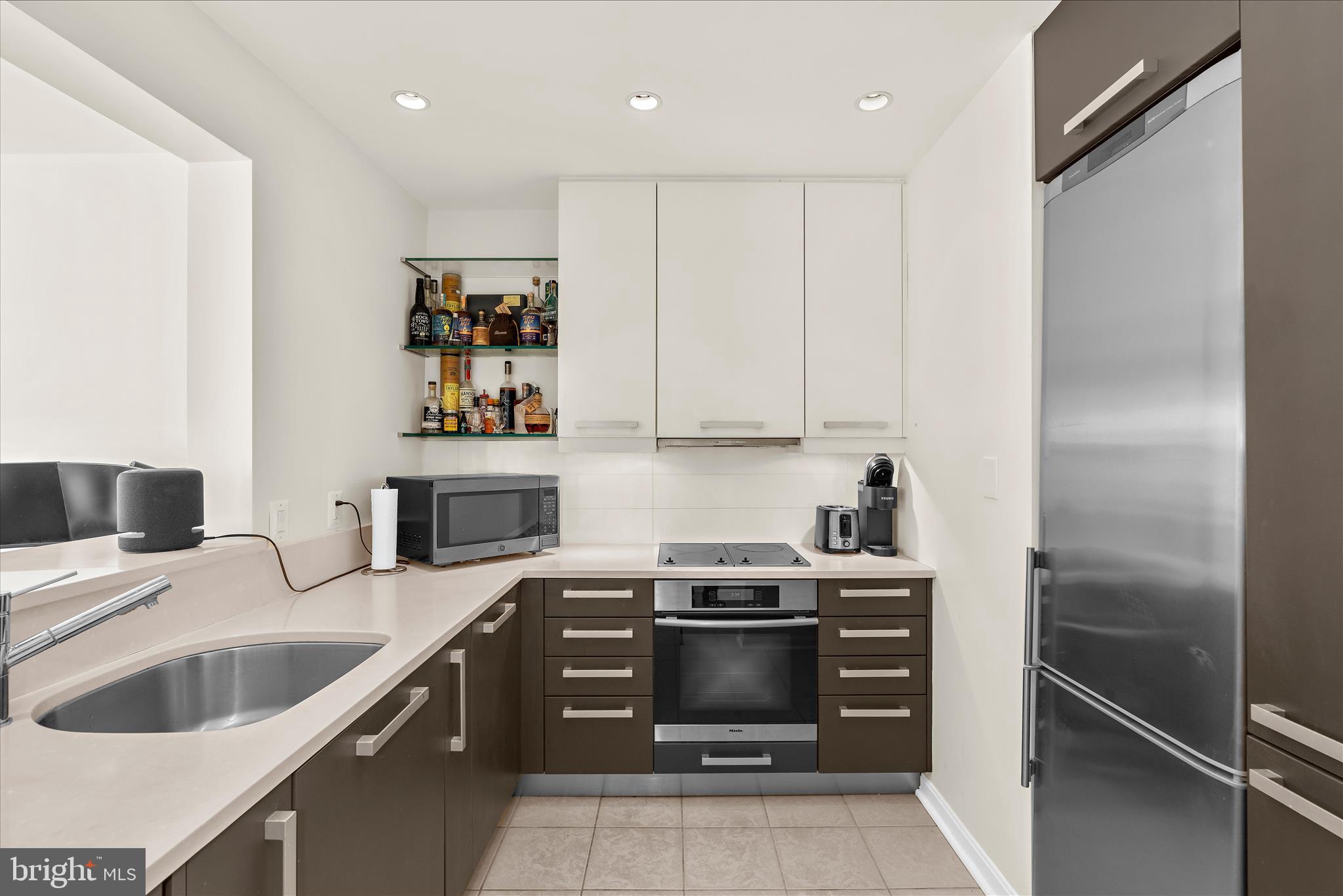 PIERSIDE AT HARBORVIEW - Residential