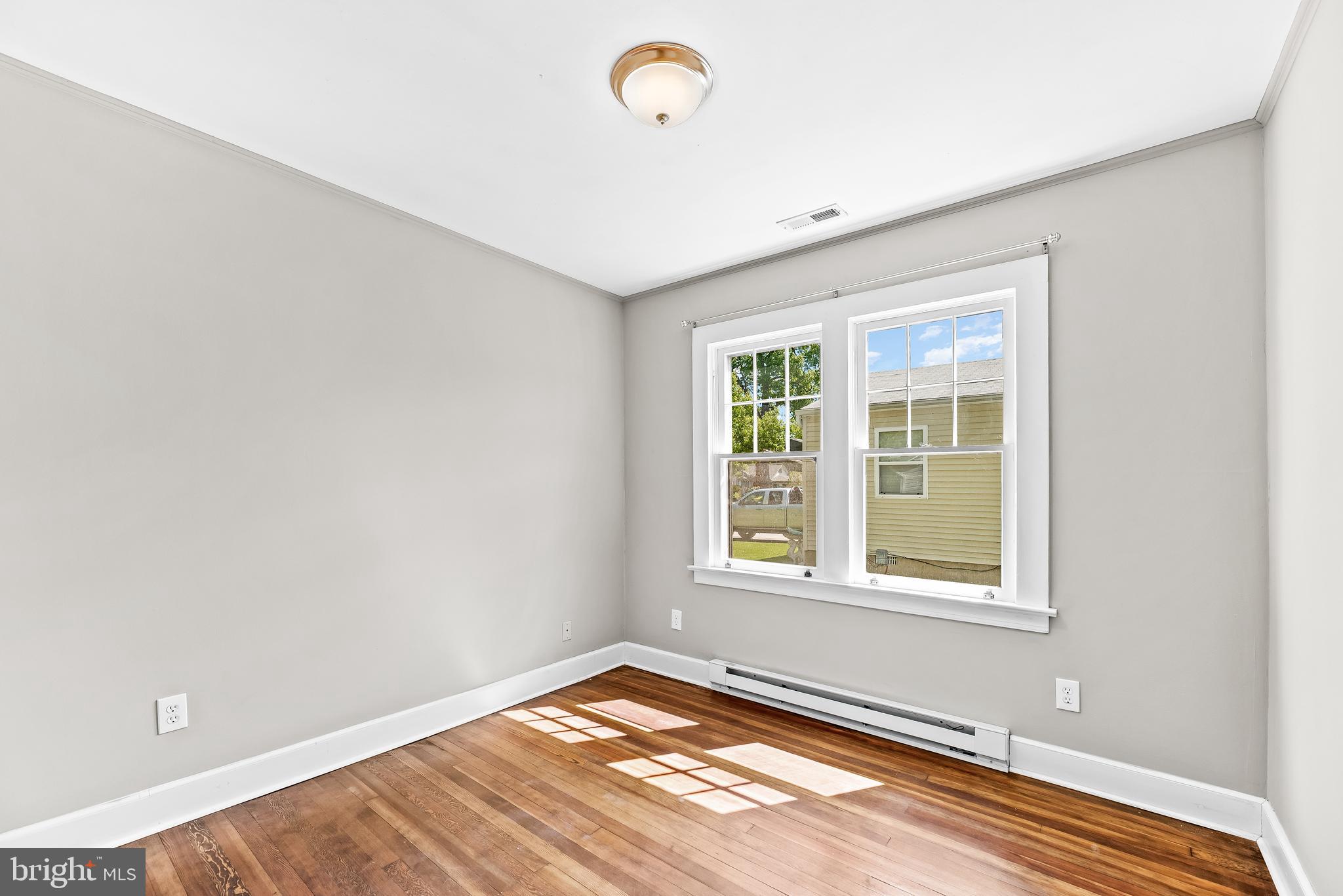 CEDARHURST ON THE BAY - Residential